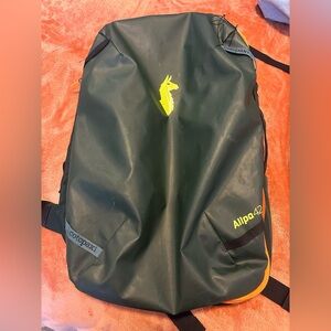 Cotopaxi Allpa 42L Green EUC